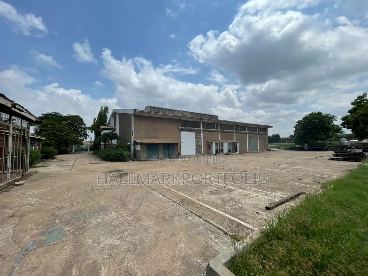 2500 Meter Square Warehouse Tema Industrial Area in Tema Metropolitan