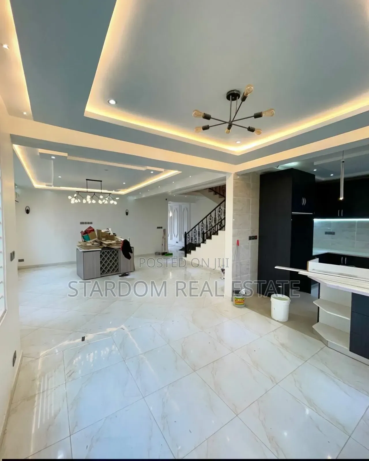 3bdrm Duplex in Borteyman, School Junction for rent in School Junction