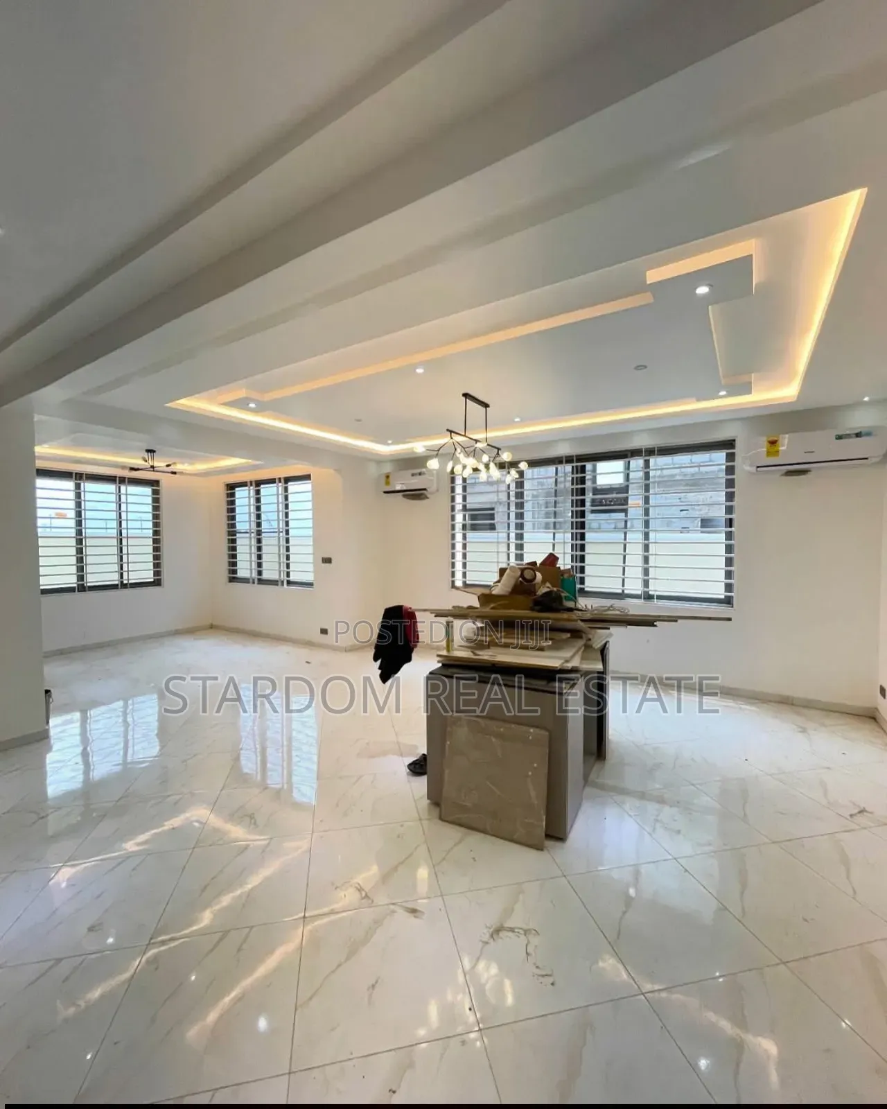 3bdrm Duplex in Borteyman, School Junction for rent in School Junction