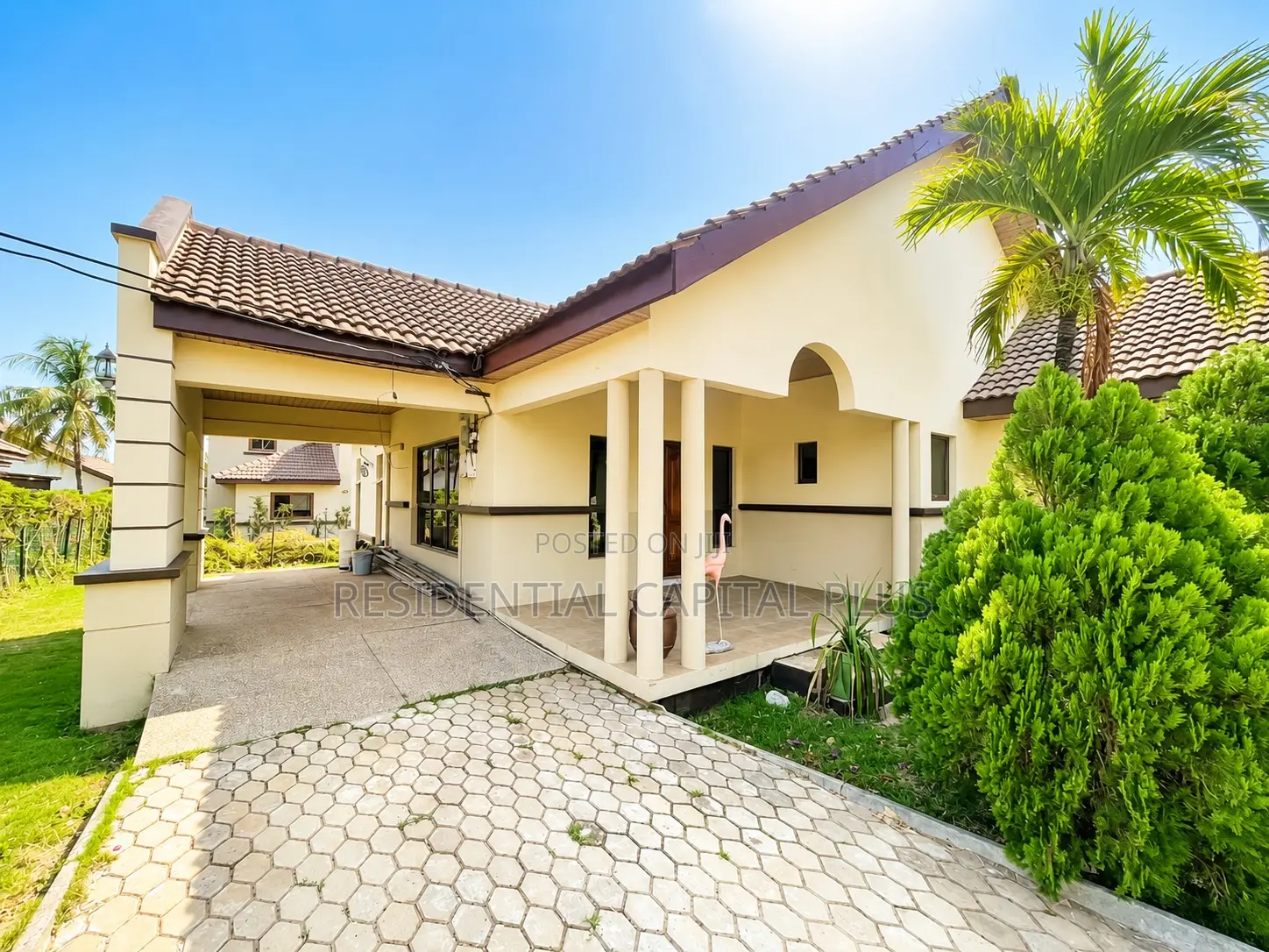 3bdrm House in Buenavista, Sakumono for rent in Sakumono