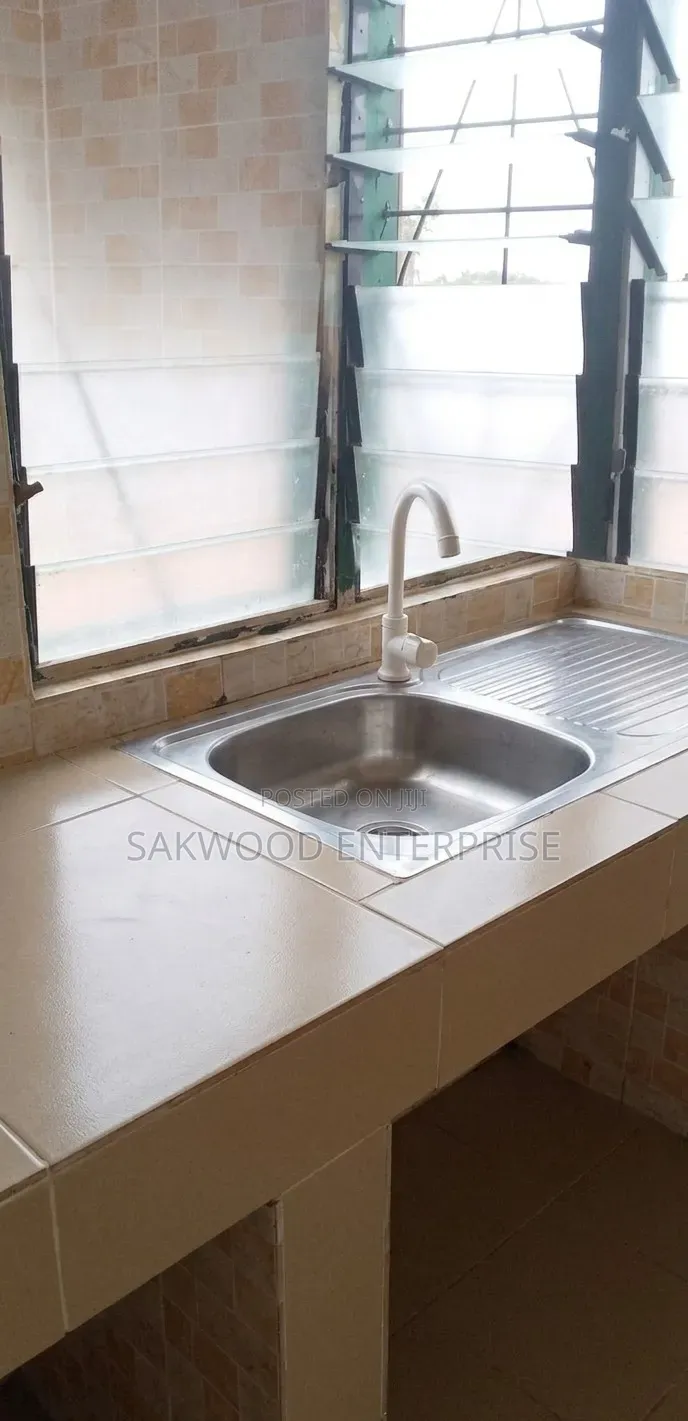 1bdrm Apartment in Sakwood Enterprise, Sasaabi for rent in Sasaabi