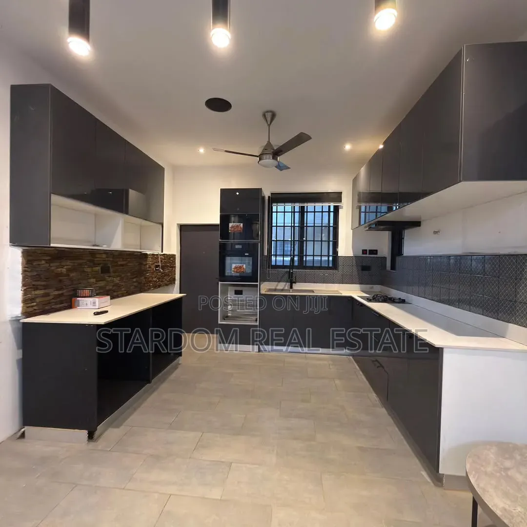 Furnished 3bdrm Duplex in East Legon Hills, Boundary Road Area for sale in Boundary Road Area