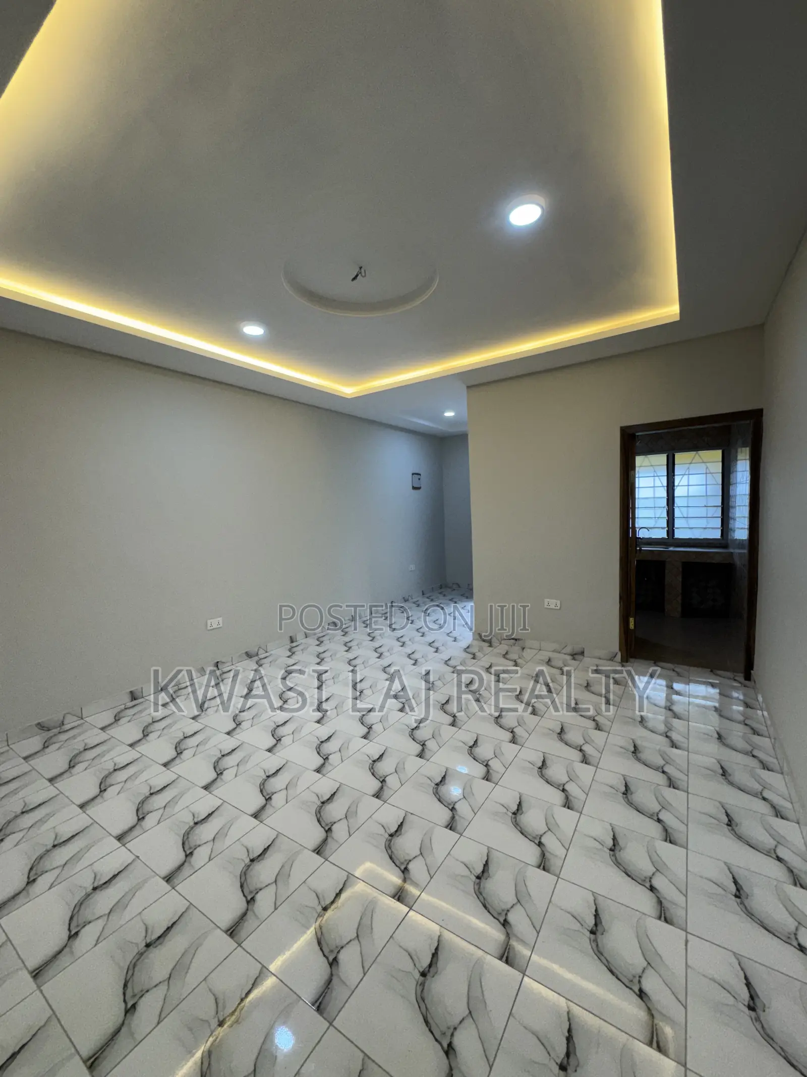 1bdrm Apartment in Redtop, Weija for rent in Weija