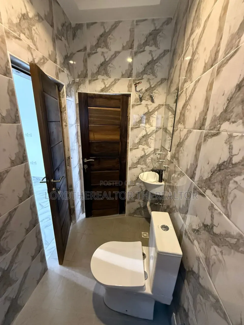 3bdrm House in Pokuase for sale in Pokuase