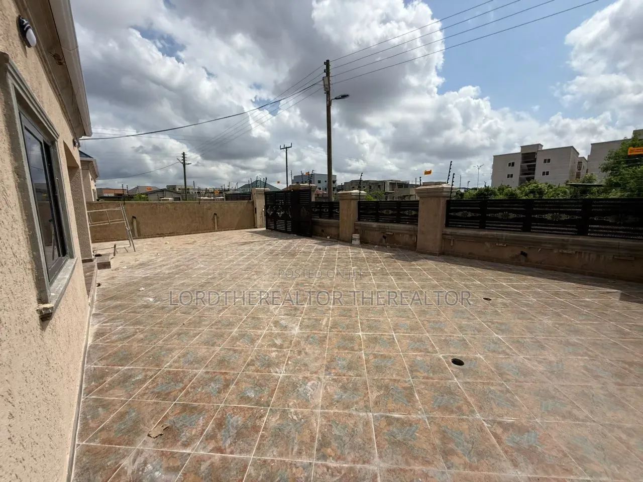3bdrm House in Pokuase for sale in Pokuase