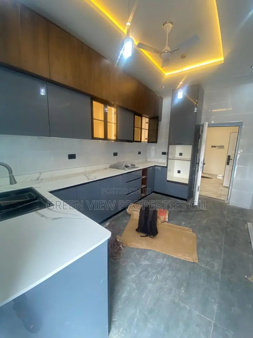 3bdrm House in Kwabenya for sale in Kwabenya