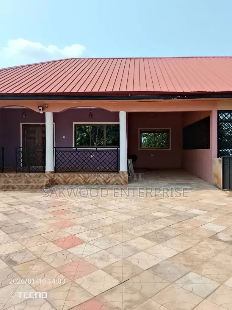 3bdrm House in Sakwood Enterprise, Amrahia for rent in Amrahia