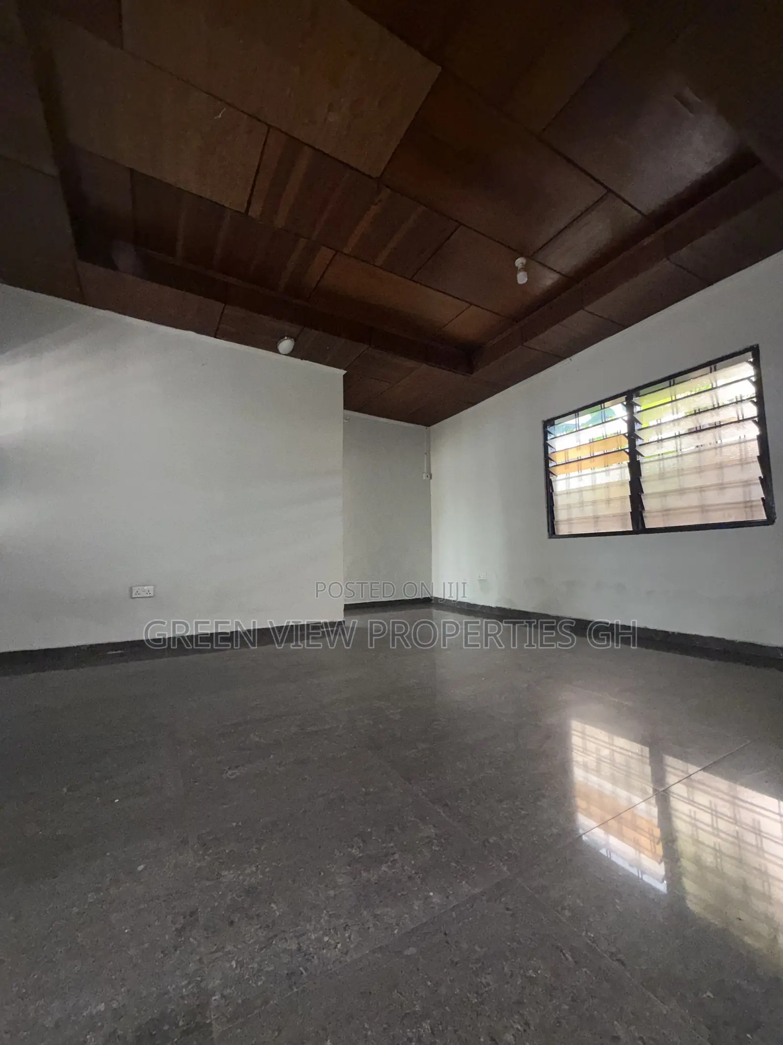 2bdrm Apartment in West Hills Mall Area for rent in West Hills Mall Area