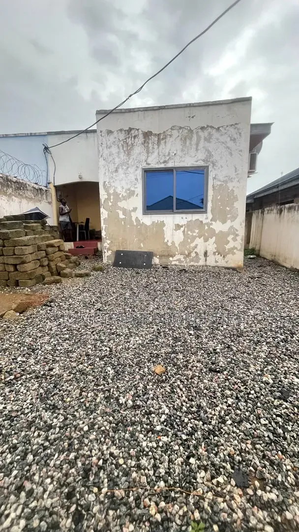 2bdrm House in Ablekuma Amomorle, Pentecost for sale in Pentecost