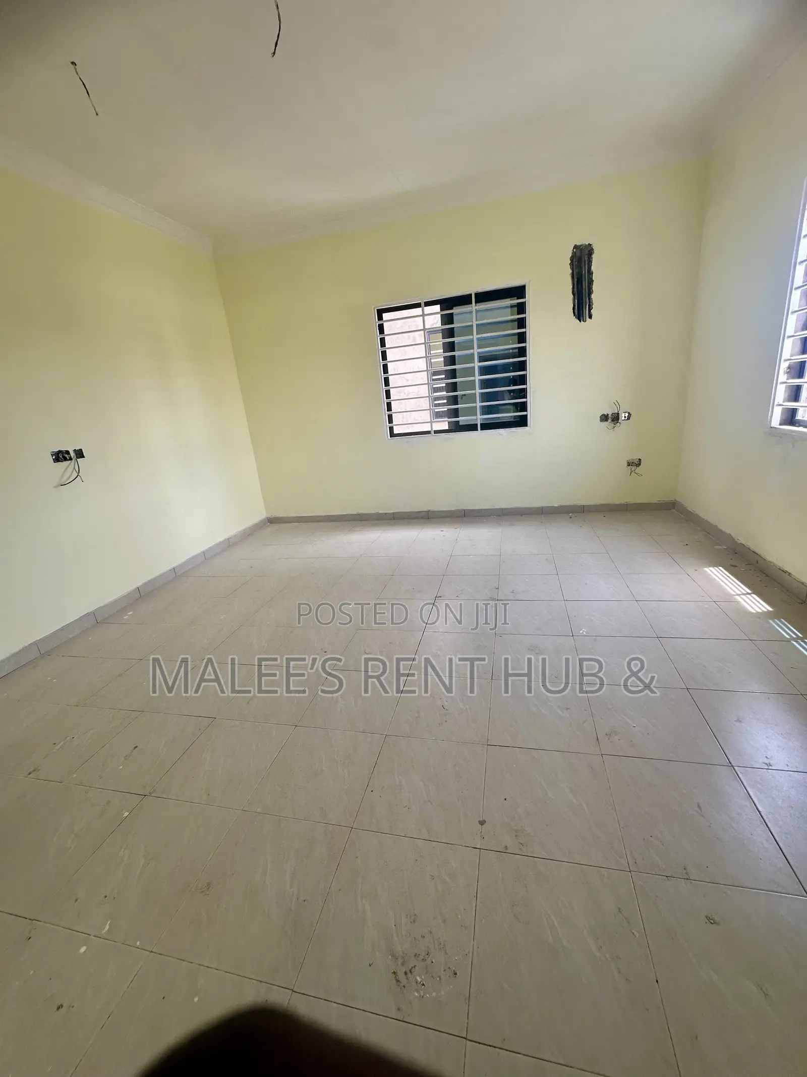 5bdrm Apartment in Maleesrenthub, Spintex for sale in Spintex