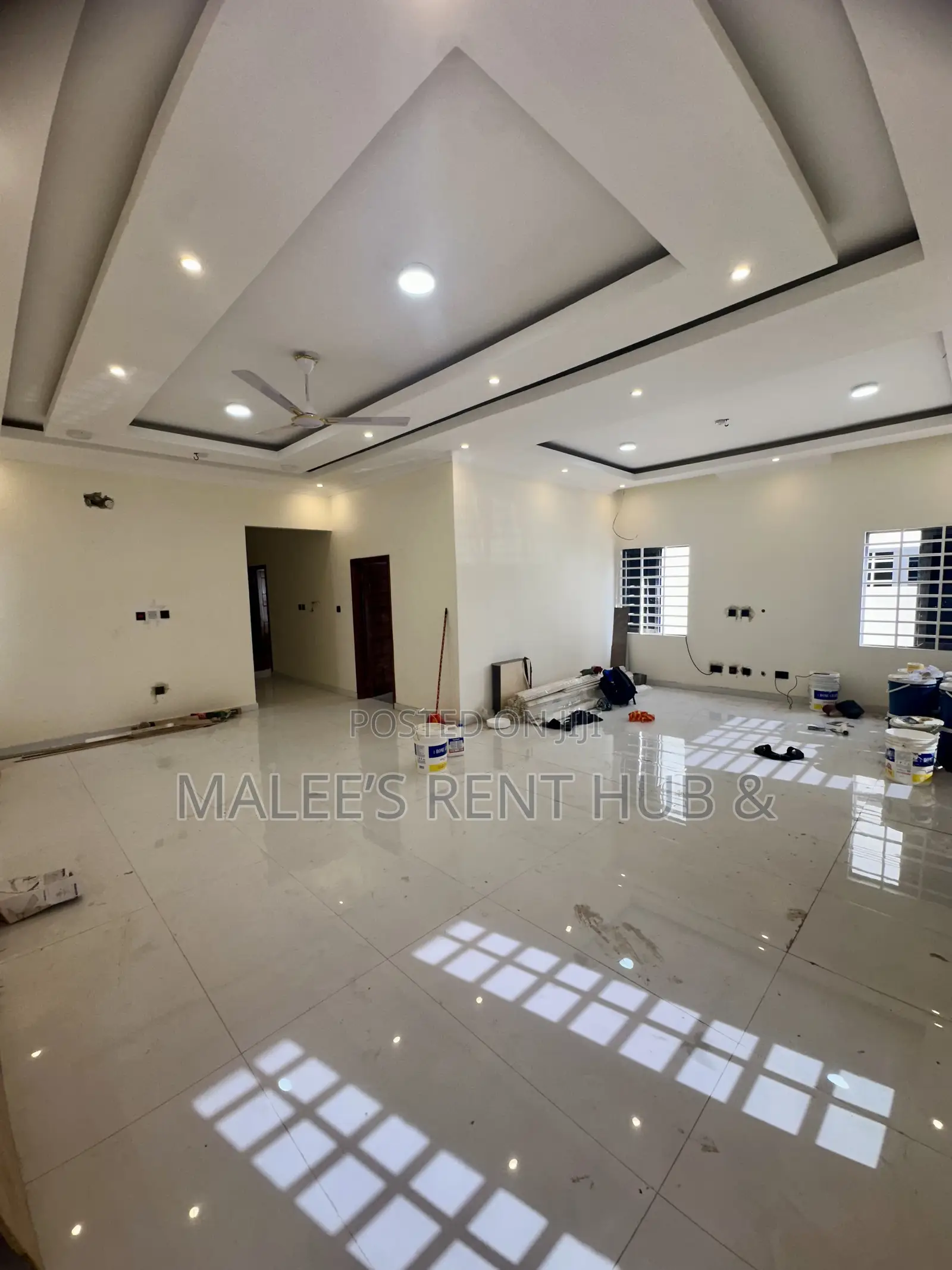 3bdrm House in Maleesrenthub, Spintex for sale in Spintex