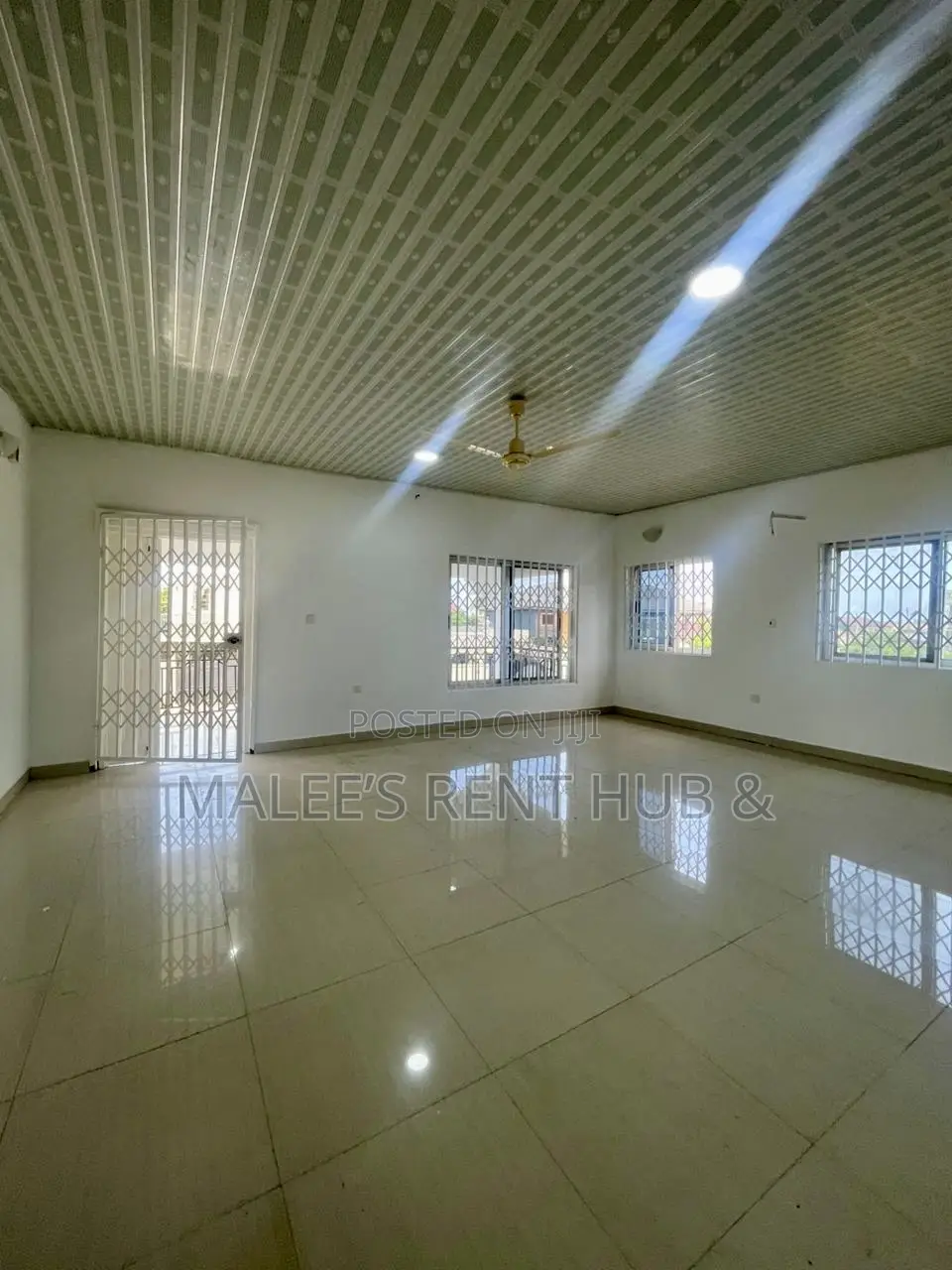 3bdrm House in Maleesrenthub, Spintex for rent in Spintex