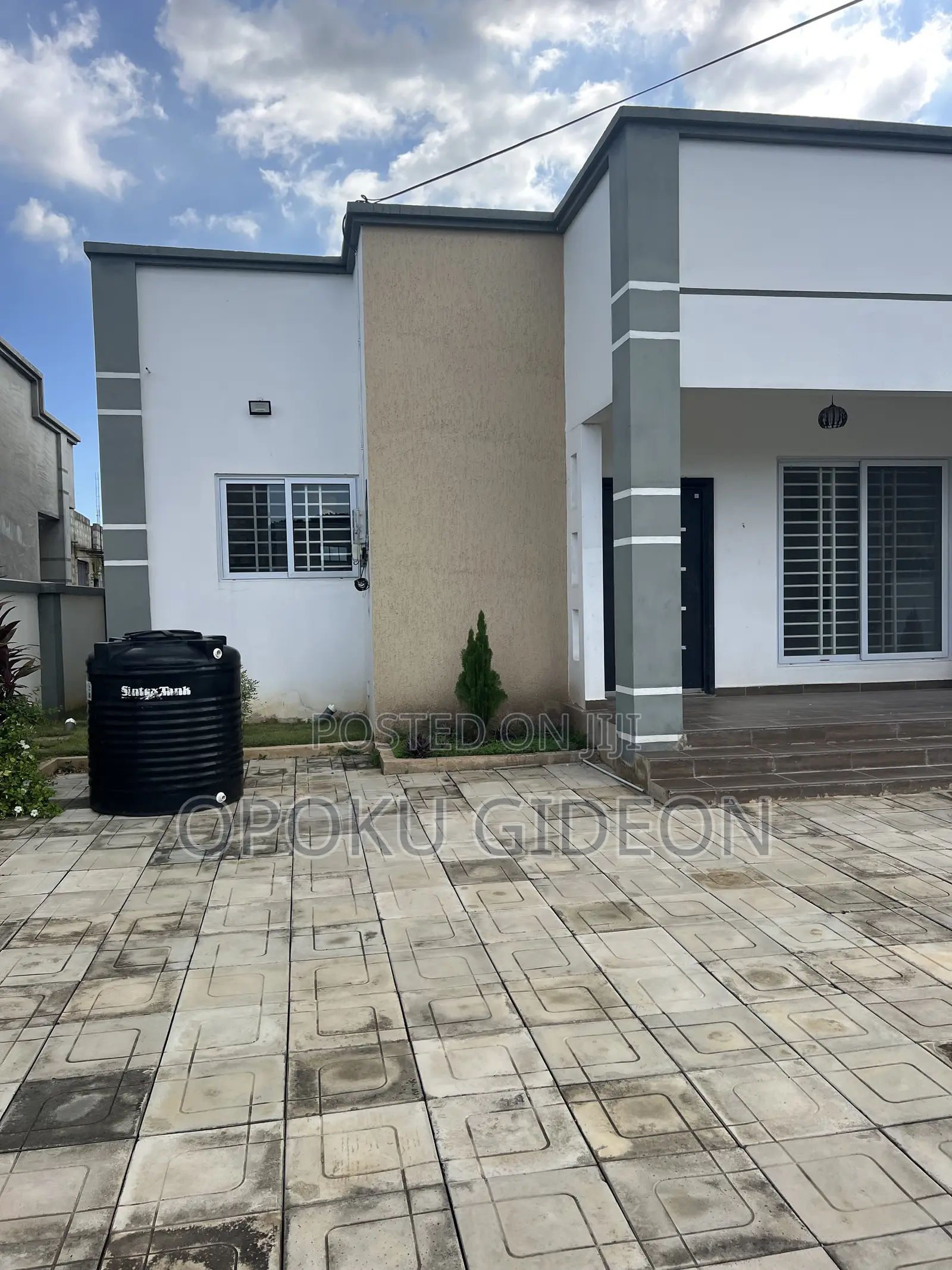 3bdrm House in Opah, Pokuase for sale in Pokuase