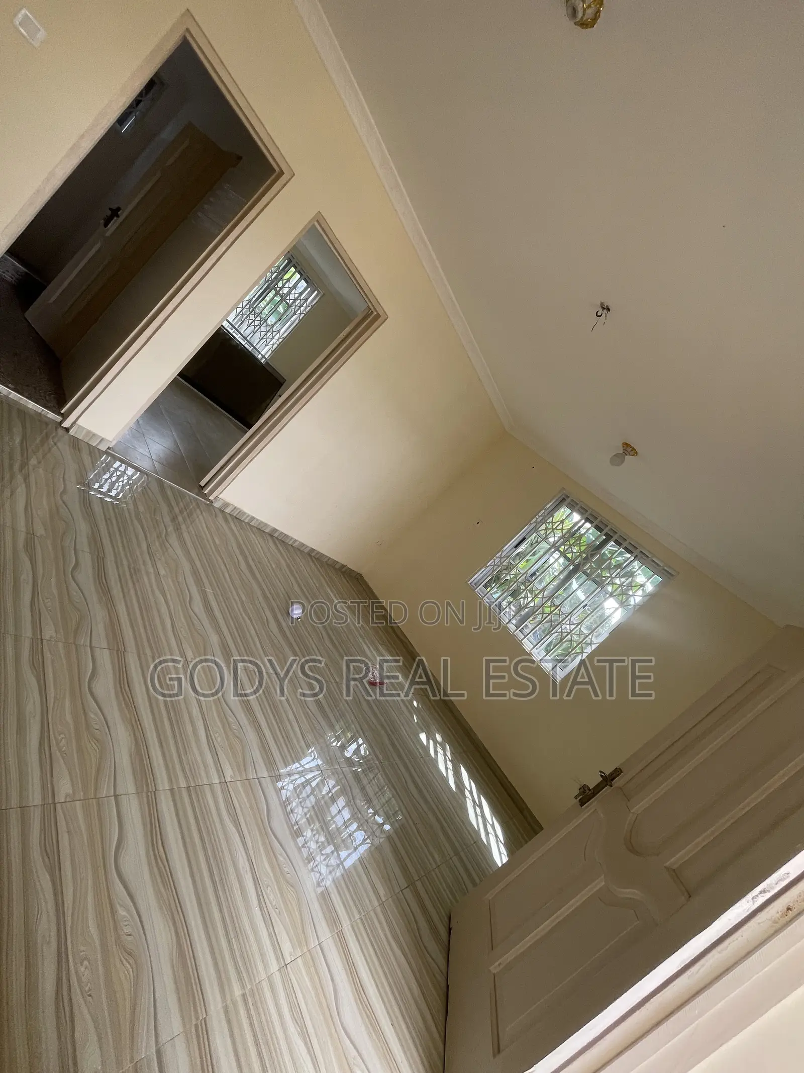 1bdrm Apartment in New Market Road, Kasoa for rent in Kasoa