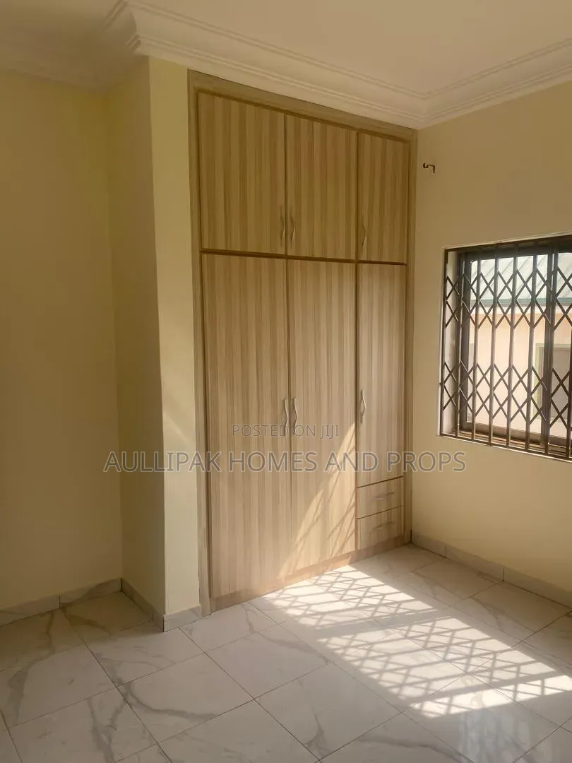 3bdrm House in Lakeside for rent in Lake Side Estate
