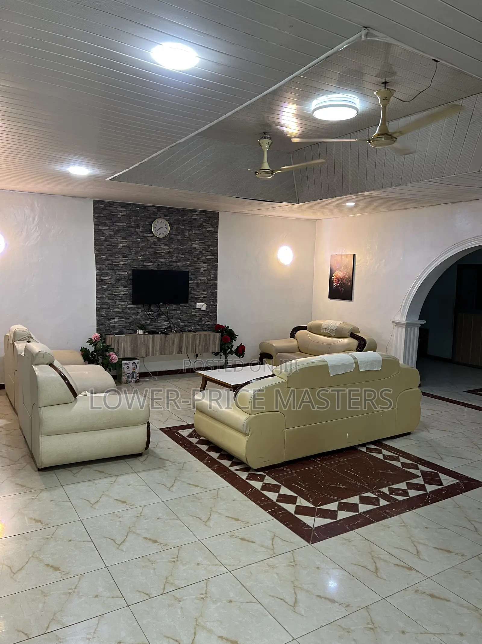 Furnished 7bdrm House in Kasoa for sale in Kasoa