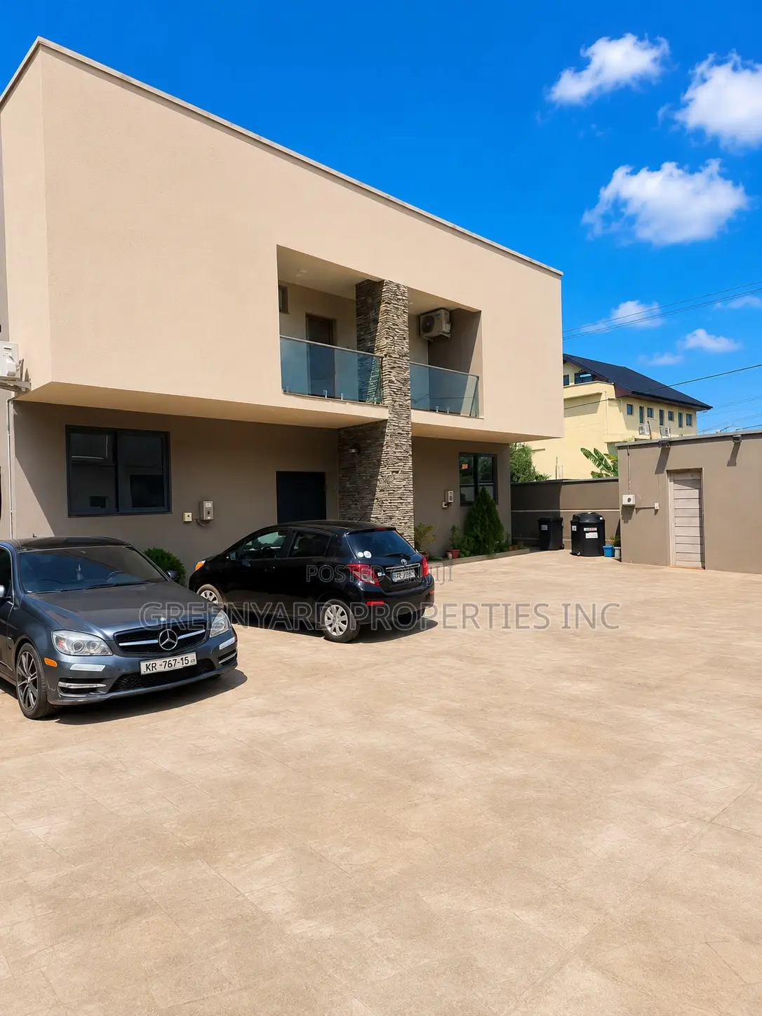 2bdrm Townhouse / Terrace in University Of, Madina for rent in Madina