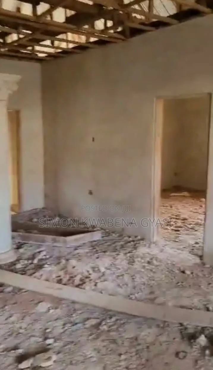 9bdrm House in All Time Estate, Atwima Nwabiagya for sale in Atwima Nwabiagya
