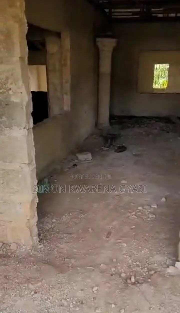 9bdrm House in All Time Estate, Atwima Nwabiagya for sale in Atwima Nwabiagya