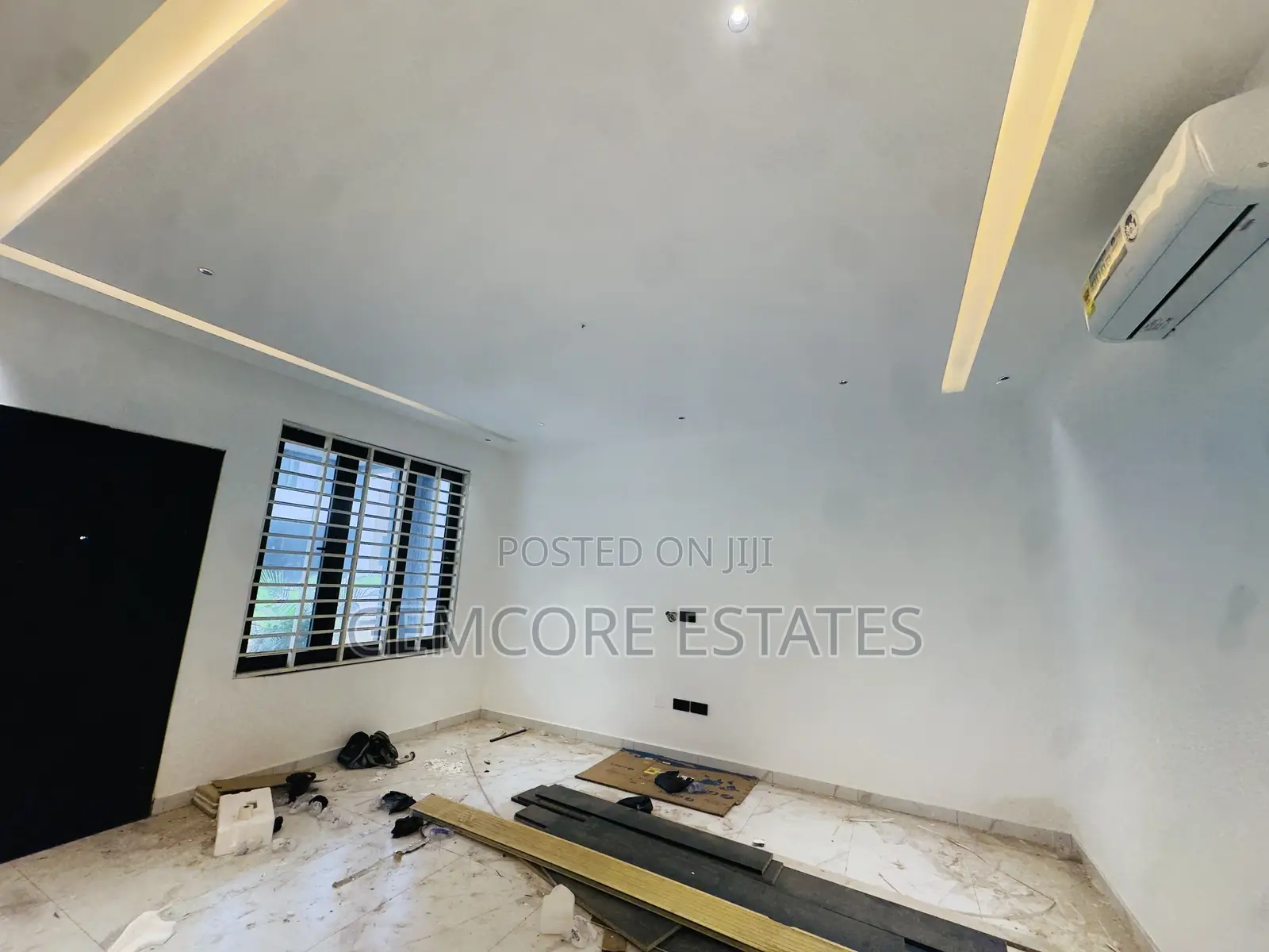 4bdrm Townhouse / Terrace in School Junction, Ashaley Botwe for rent in Ashaley Botwe