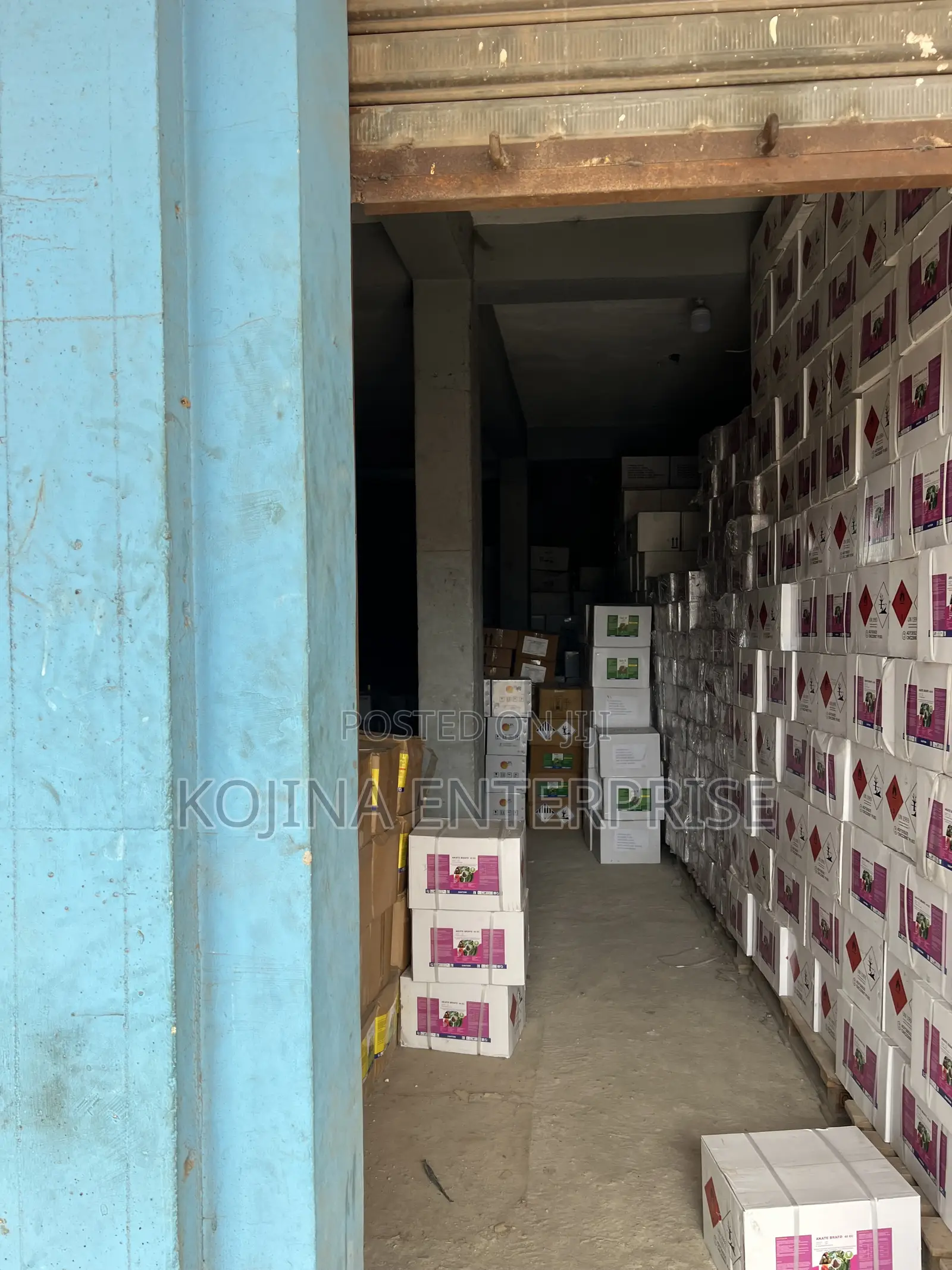 100sqm Roadside Warehouse for Rent at Krofrom in Kumasi Metropolitan