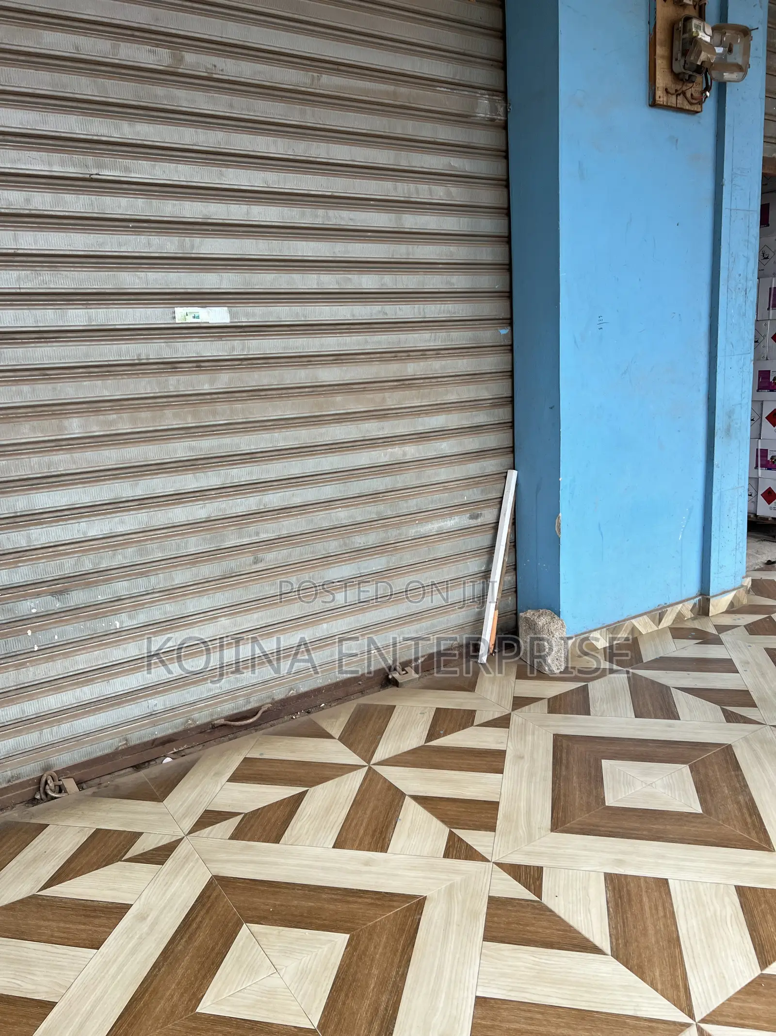100sqm Roadside Warehouse for Rent at Krofrom in Kumasi Metropolitan
