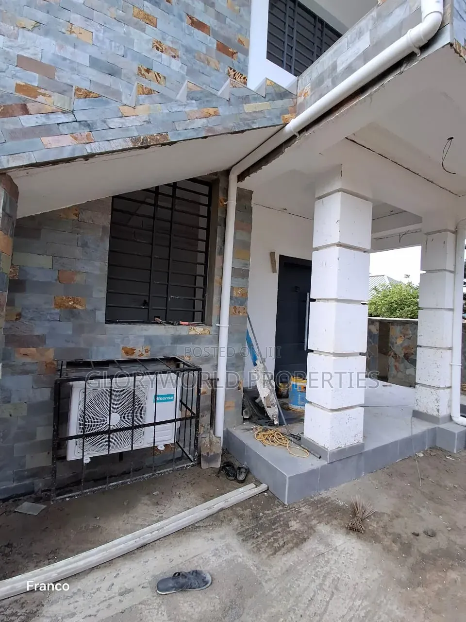 3bdrm Apartment in Baatsona Total for rent in Baatsona Total