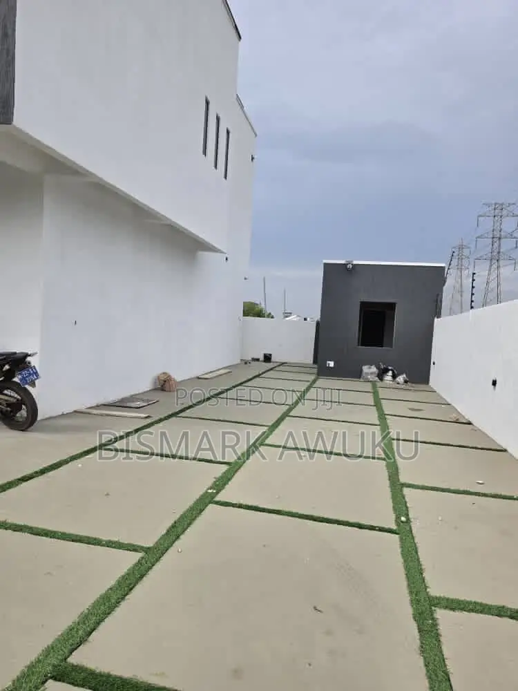 4bdrm House in East Legon for sale in East Legon