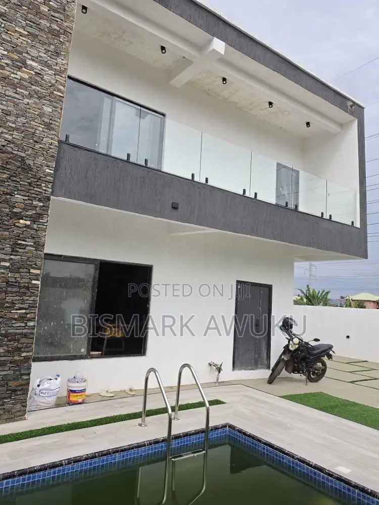 4bdrm House in East Legon for sale in East Legon