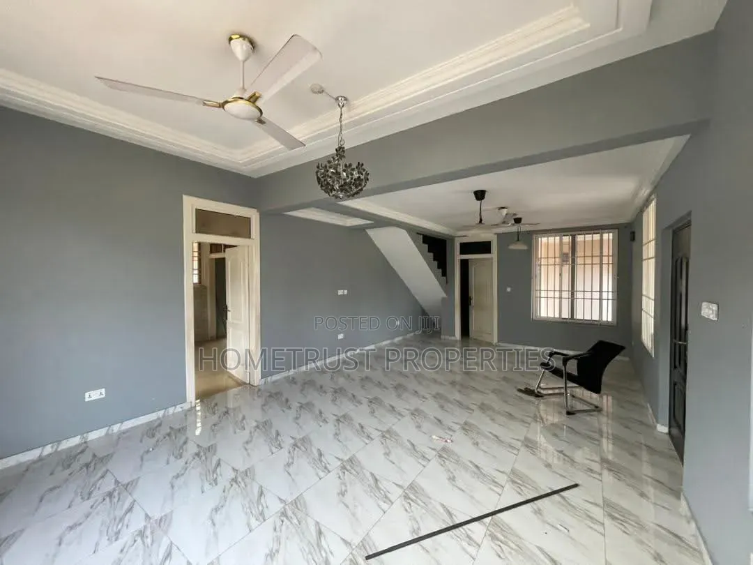 5bdrm House in Achimota Tantra, Mile 7 for rent in Mile 7