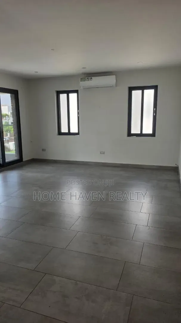 4bdrm House in East Airport, Tseaddo for rent in Tseaddo