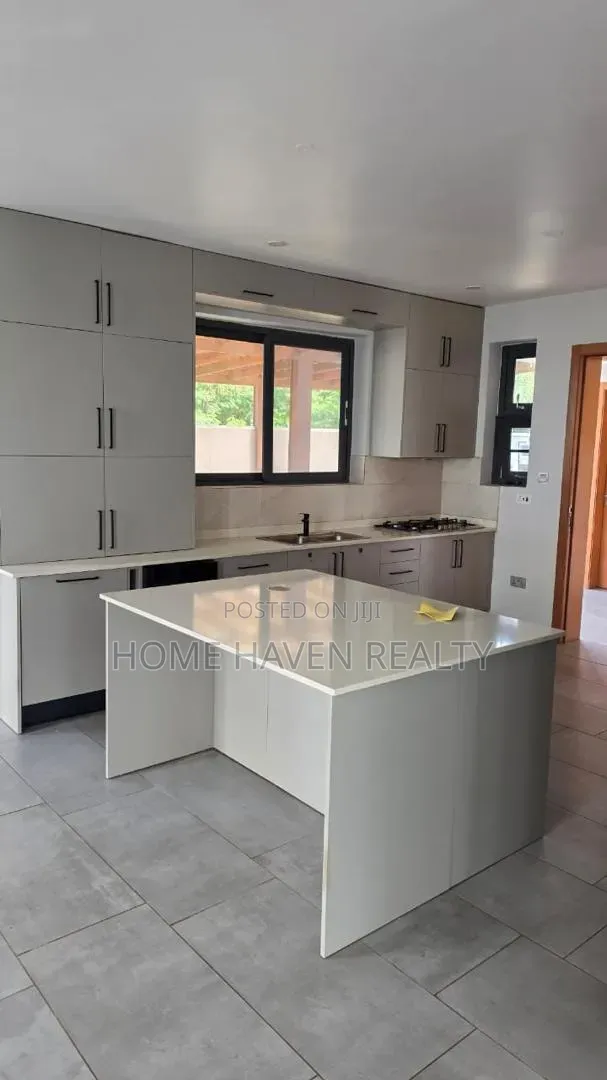 4bdrm House in East Airport, Tseaddo for rent in Tseaddo