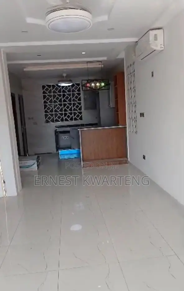 4bdrm Apartment in Grandprestige, Lapaz for rent in Lapaz