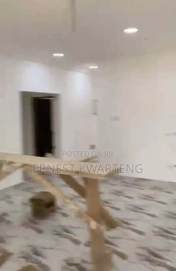 5bdrm Apartment in Grandprestige, Lapaz for rent in Lapaz