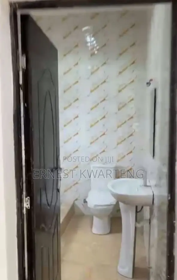 5bdrm Apartment in Grandprestige, Lapaz for rent in Lapaz
