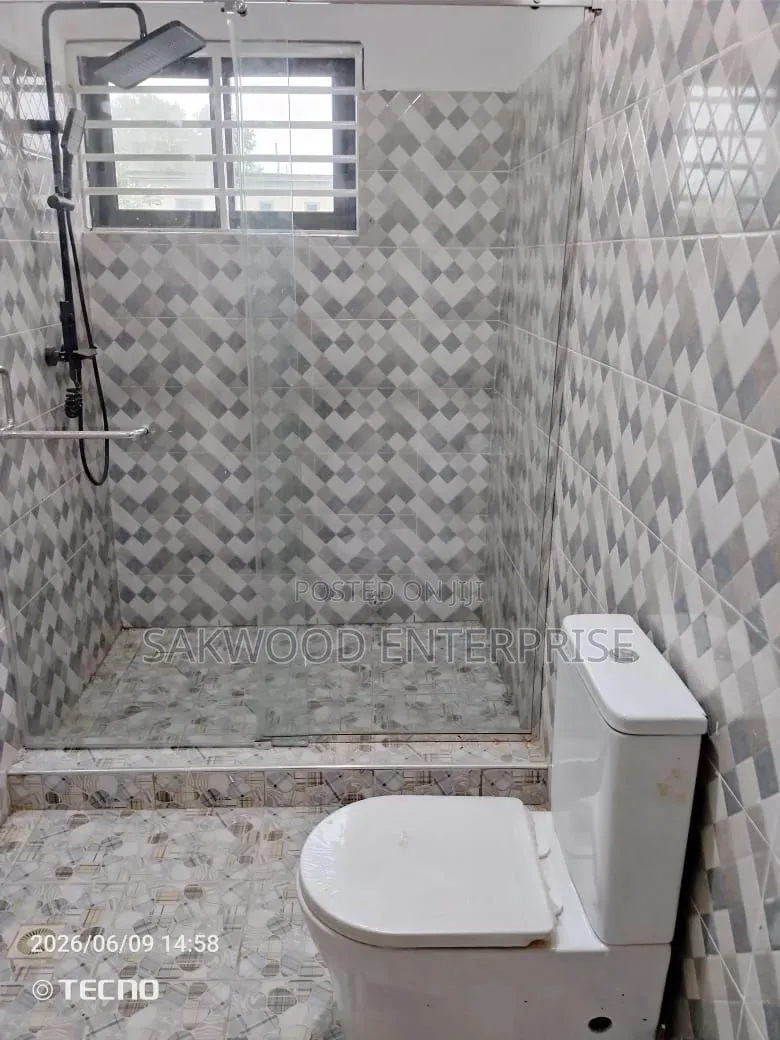 2bdrm Apartment in Sakwood Enterprise, Bawaleshie for rent in Bawaleshie