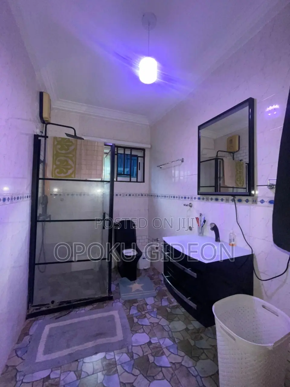 5bdrm House in 3 Junction, Amasaman for sale in Amasaman