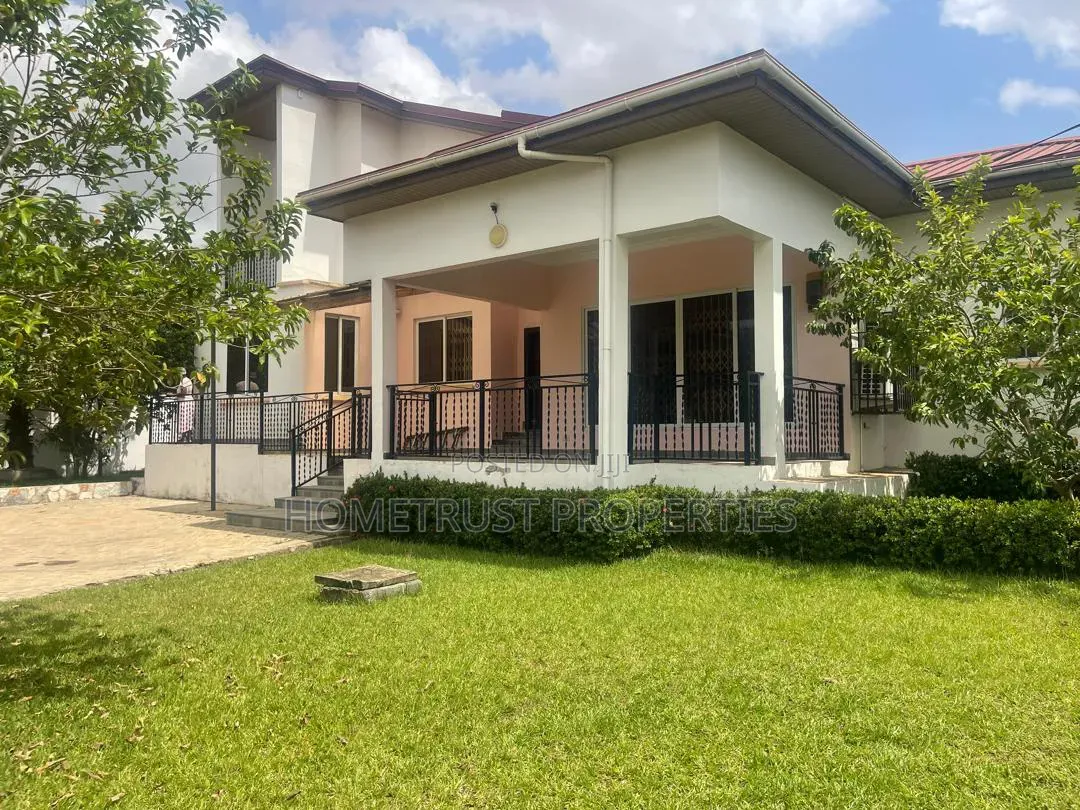 7bdrm Duplex in Kwabenya Acp for rent in Kwabenya