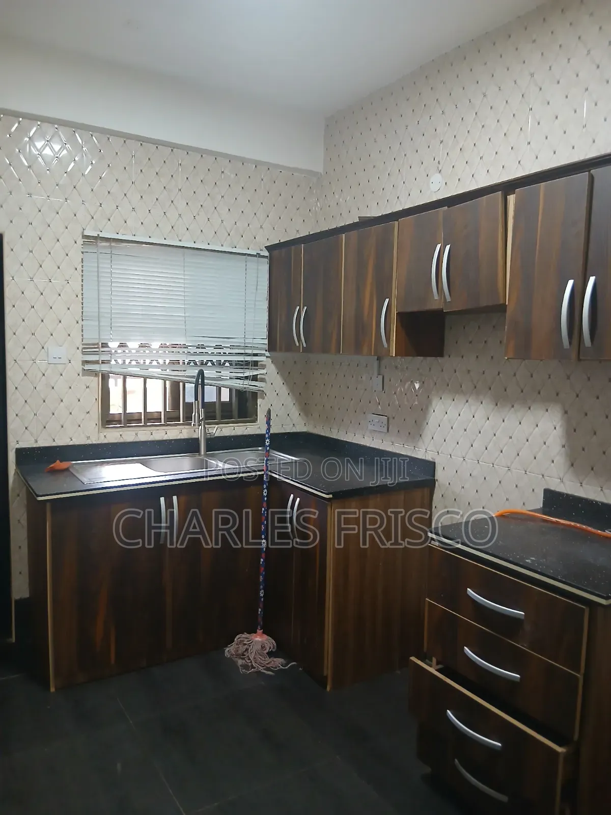 1bdrm Apartment in Ogbojo Junction, American House for rent in American House