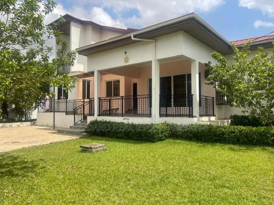 7bdrm House in Sefdard Properties, Kwabenya for rent in Kwabenya
