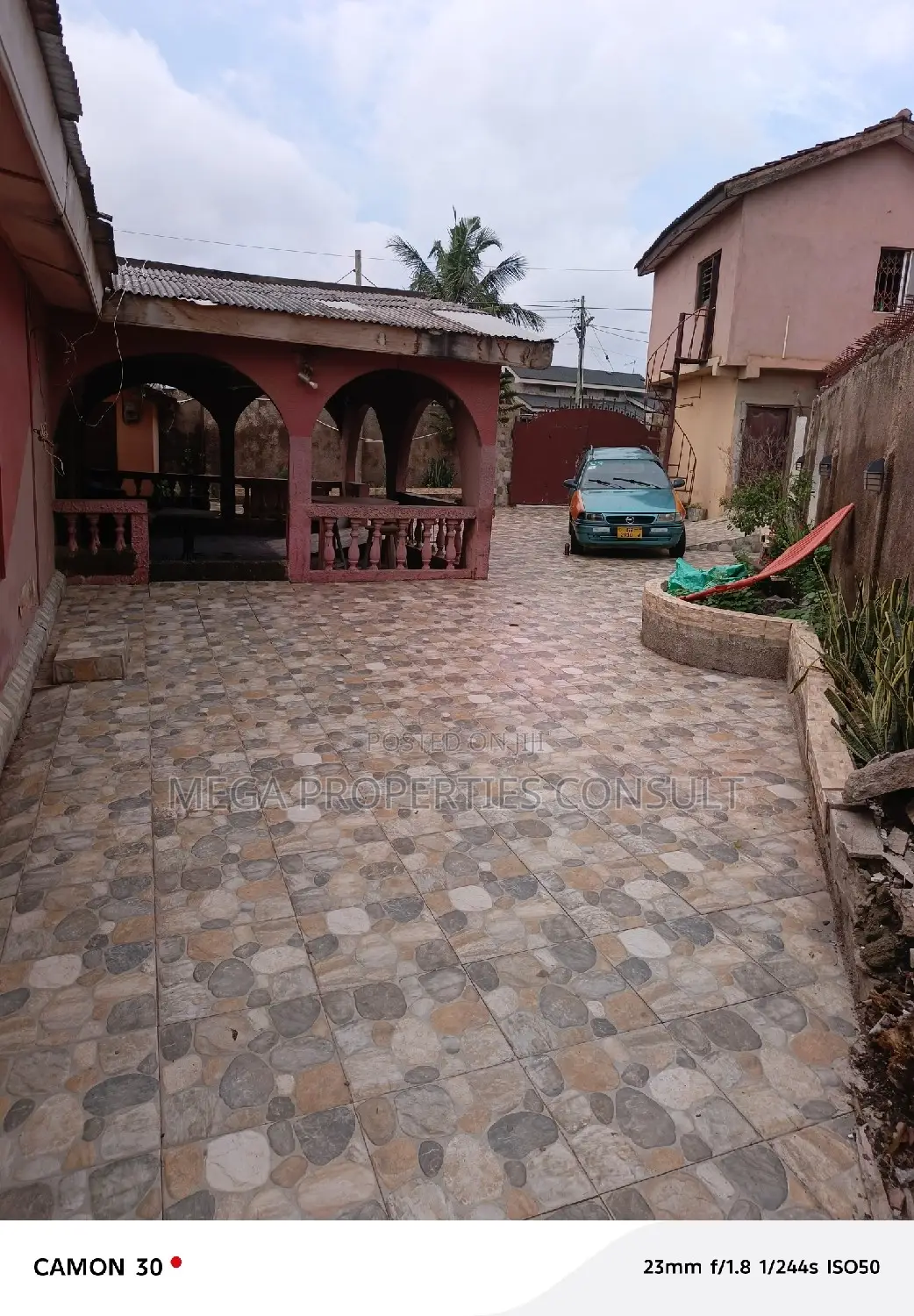 4bdrm House in Lapaz for sale in Lapaz