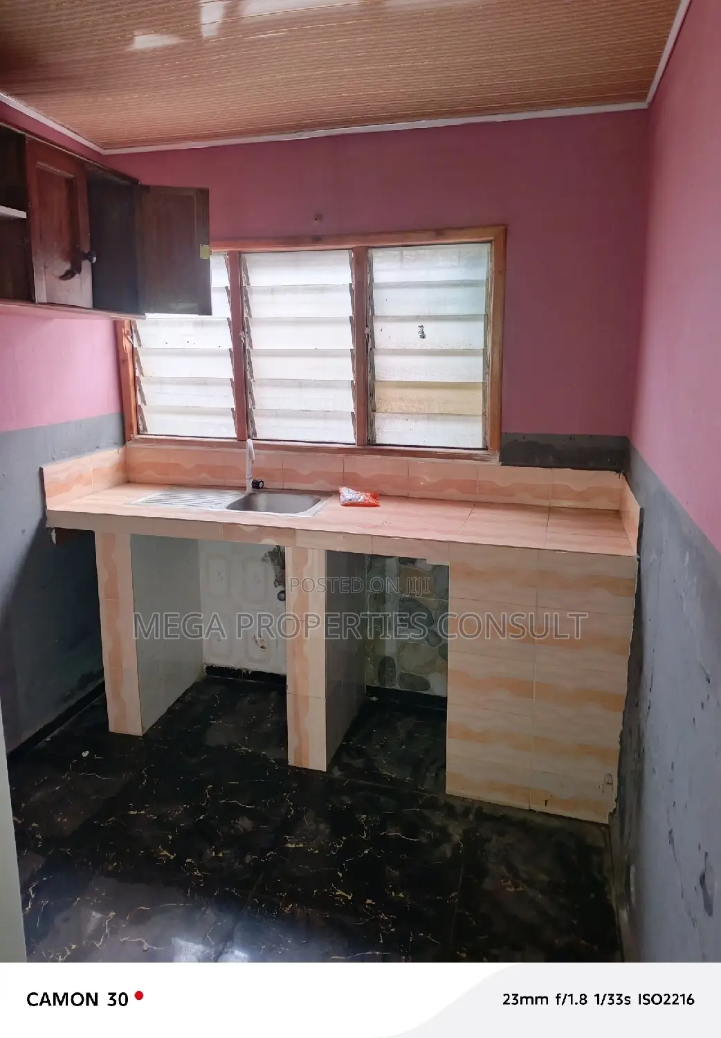 4bdrm House in Lapaz for sale in Lapaz