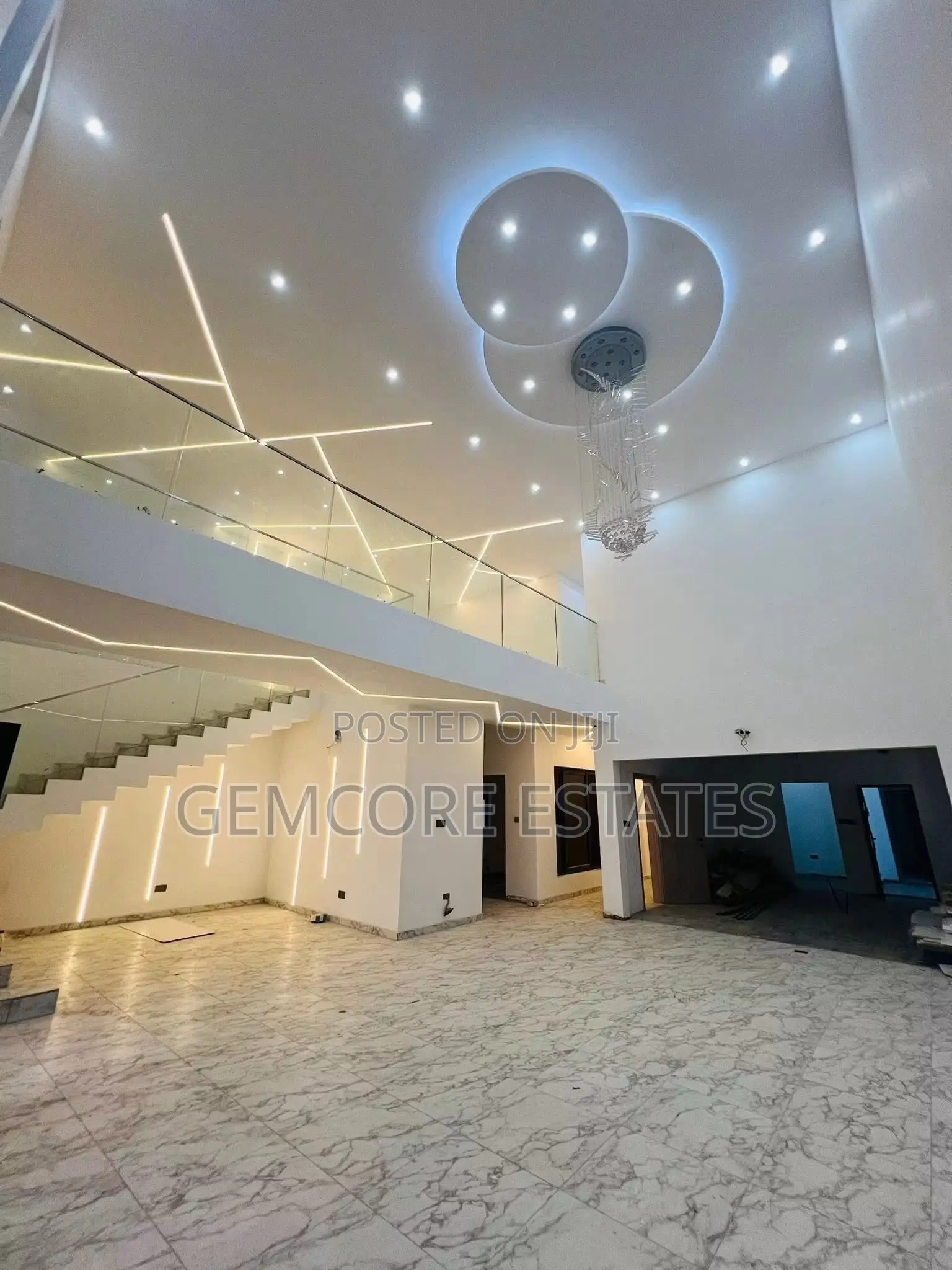 4bdrm House in School Junction, East Legon for sale in East Legon