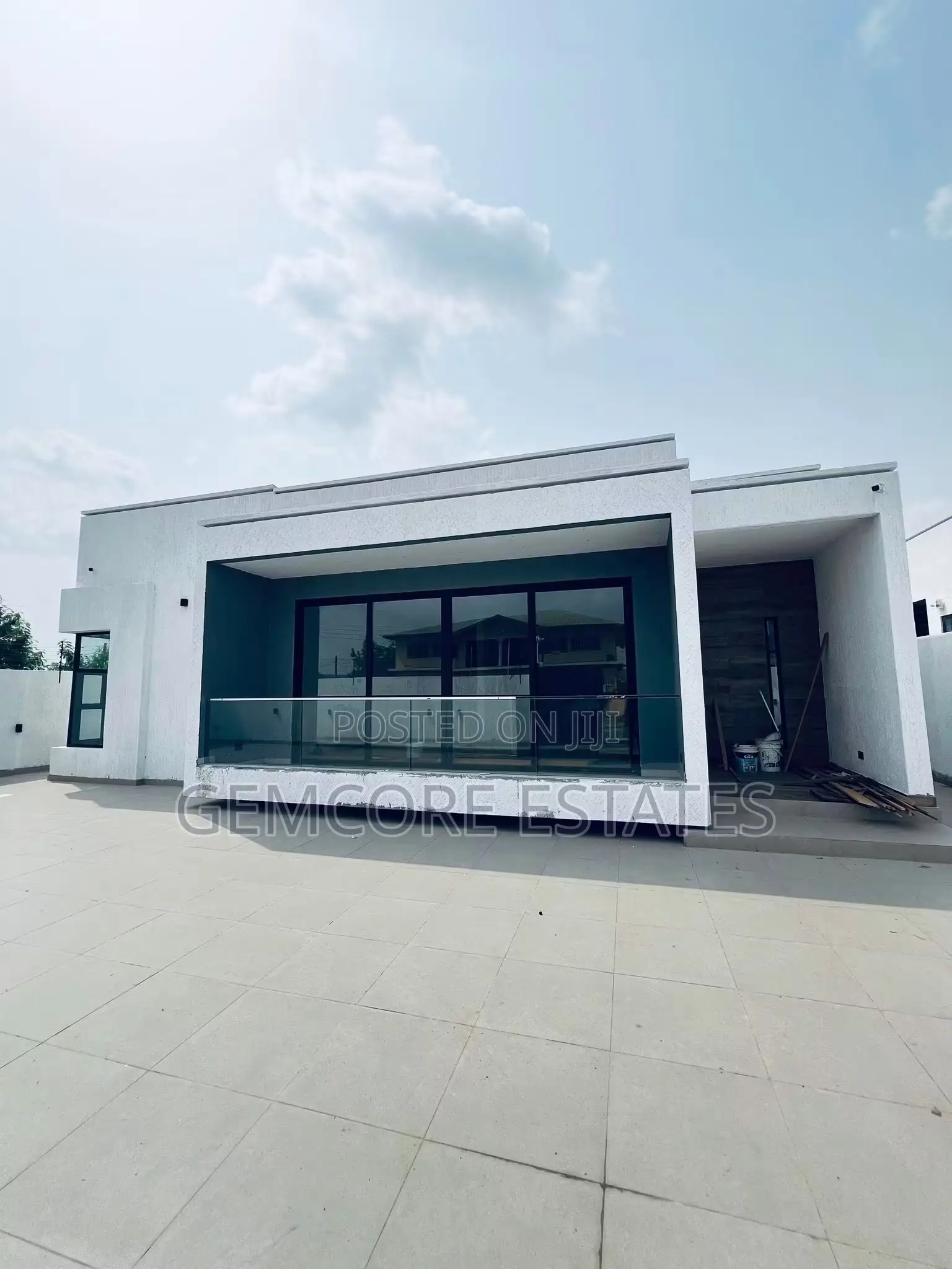3bdrm House in Lakeside Estate for sale in Lake Side Estate