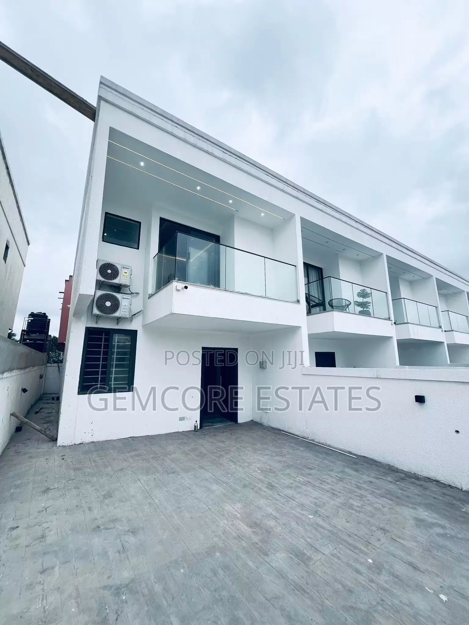 2bdrm Townhouse/Terrace in School Junction, Ashaley Botwe for sale in Ashaley Botwe