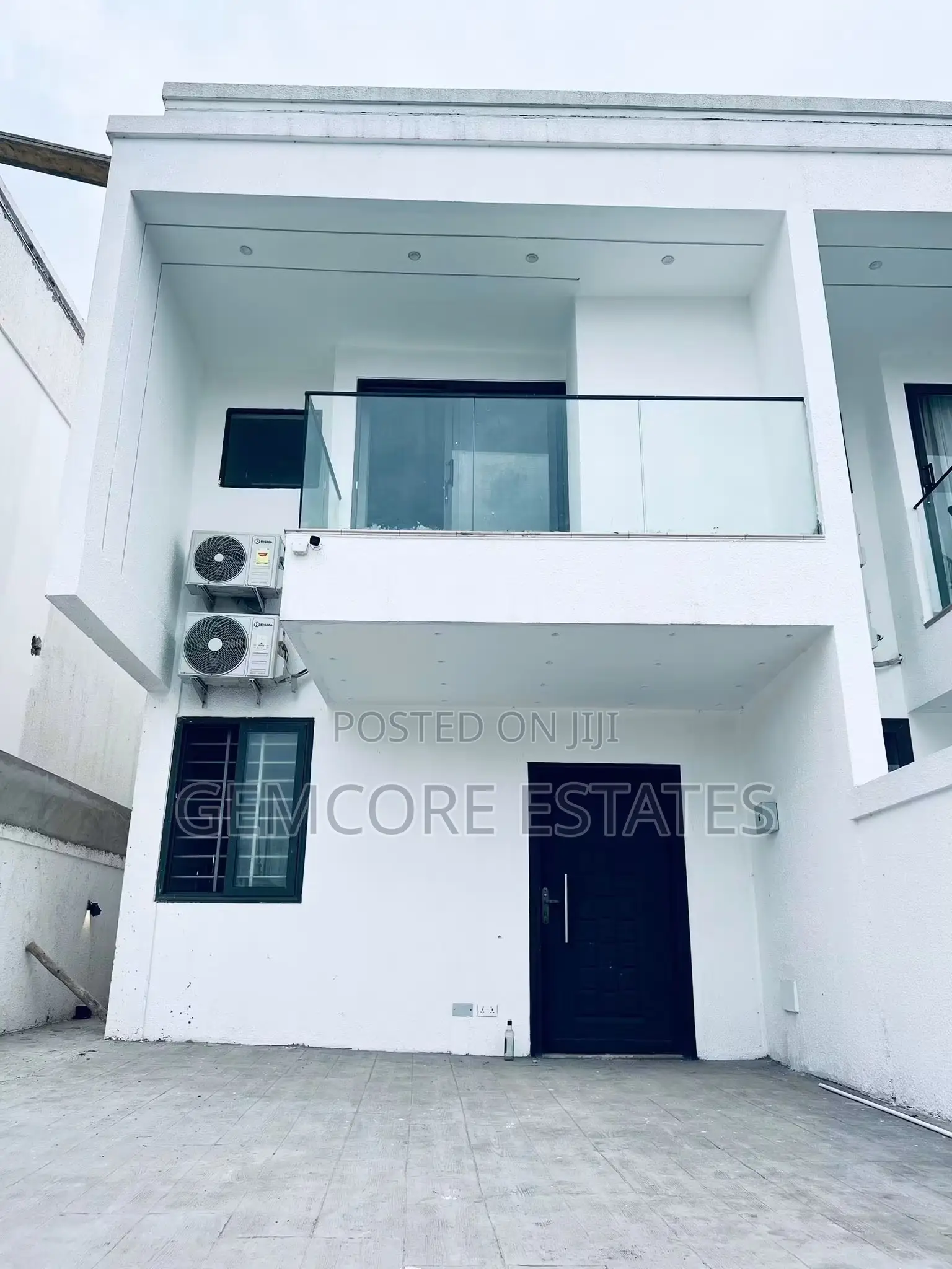 2bdrm Townhouse/Terrace in School Junction, Ashaley Botwe for sale in Ashaley Botwe