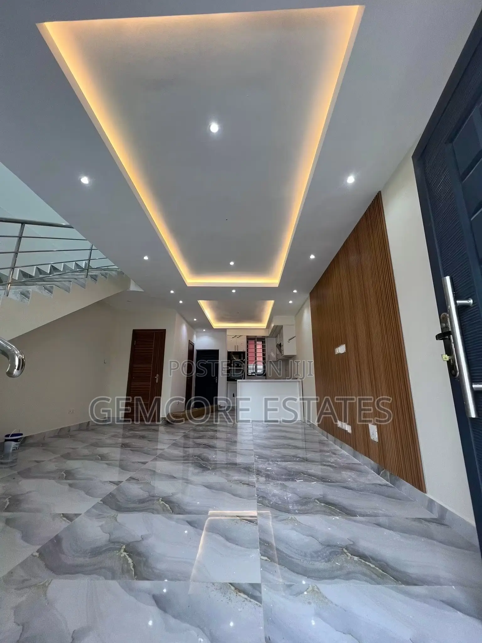 2bdrm Townhouse/Terrace in School Junction, Ashaley Botwe for sale in Ashaley Botwe