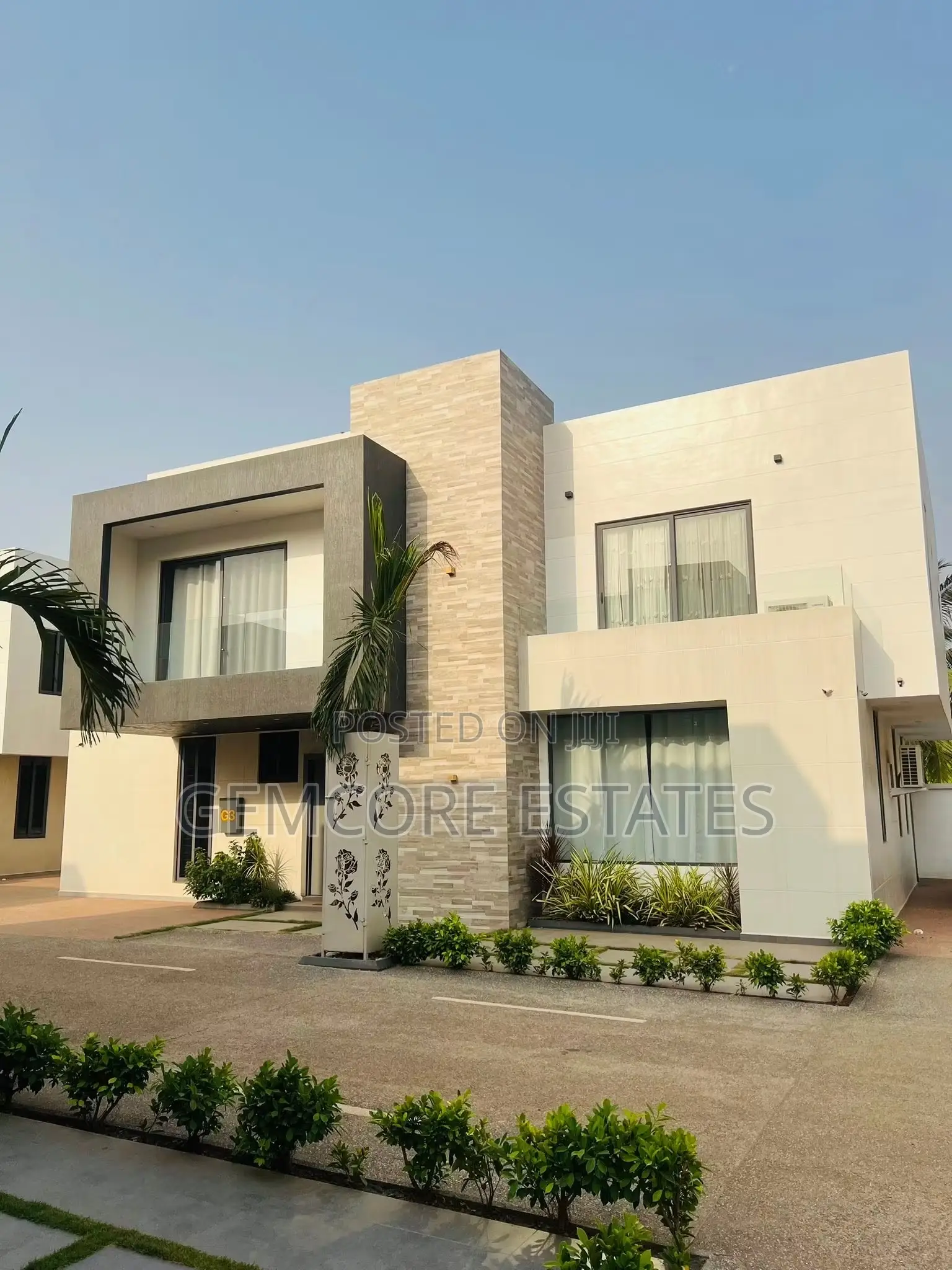 4bdrm House in School Junction, Ashaley Botwe for sale in Ashaley Botwe