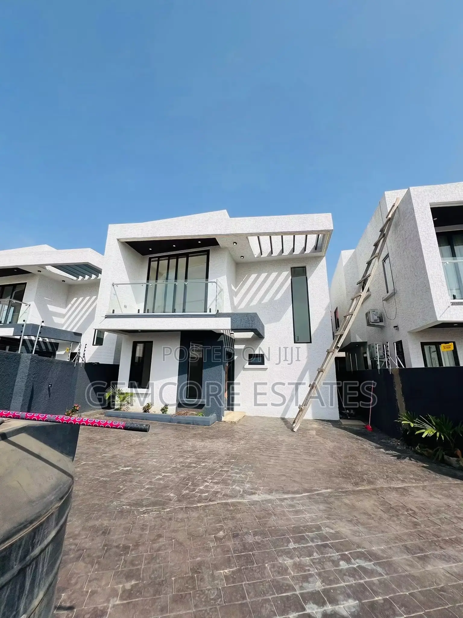 3bdrm House in School Junction, Ashaley Botwe for sale in Ashaley Botwe