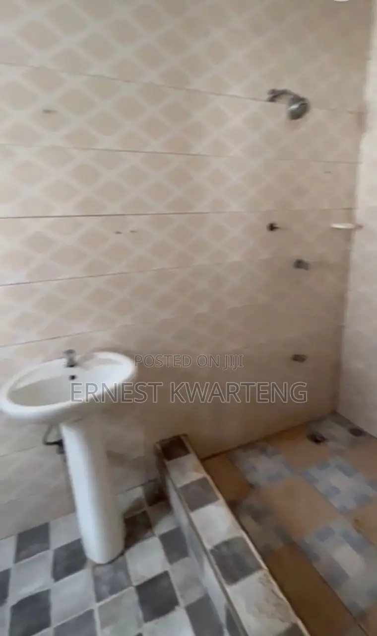 1bdrm Apartment in Prestige, Sowutwuom for rent in Sowutwuom